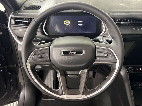 New 2026 Jeep Grand Cherokee L Limited AWD/4WD image 16