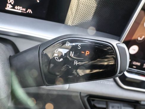 New 2026 Volkswagen Tiguan SE R-Line image 31