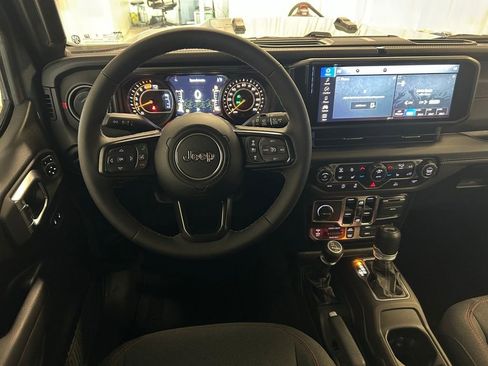 New 2026 Jeep Wrangler Unlimited Rubicon image 3