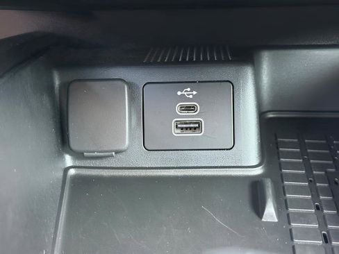 Used 2025 Ford Bronco Sport Outer Banks w/ Outer Banks Tech Package+ AWD/4WD image 15