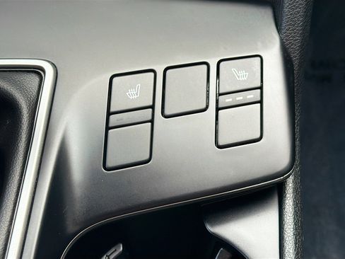 Used 2025 Kia Sportage LX image 24