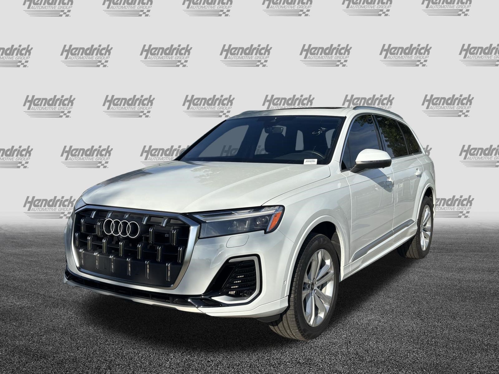 Used 2025 Audi Q7 3.0T Premium Plus w/ Premium Plus Package AWD/4WD image 6