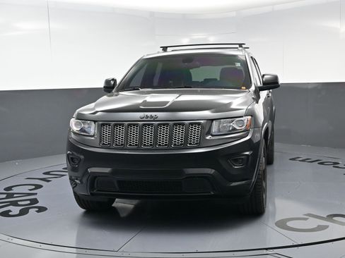 Used 2014 Jeep Grand Cherokee Altitude image 5