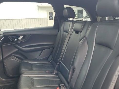 Used 2017 Audi Q7 3.0T Premium image 14