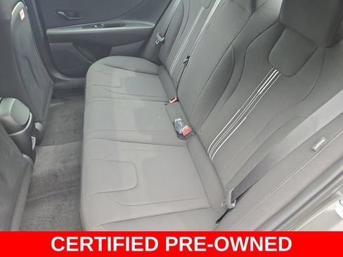 Certified 2025 Hyundai Elantra SEL FWD image 14