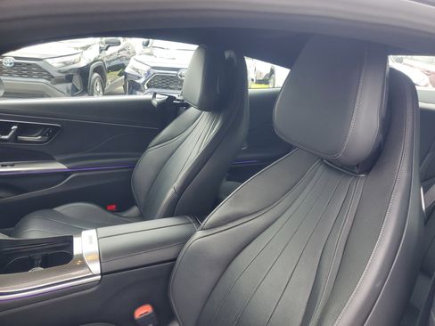 Used 2025 Mercedes-Benz CLE 300 4MATIC Coupe image 13
