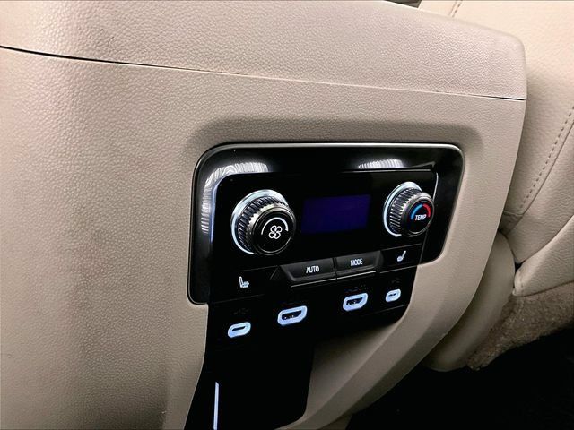 Used 2021 GMC Yukon Denali w/ Denali Ultimate Package AWD/4WD image 33