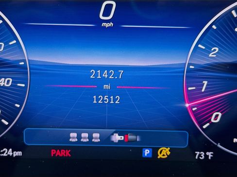 Used 2025 Mercedes-Benz C 300 Sedan image 8