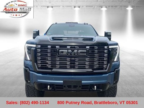 Used 2025 GMC Sierra 3500 Denali Ultimate AWD/4WD image 10