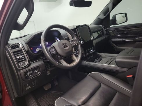 Used 2025 RAM 1500 Limited w/ Body Color Bumper Group image 4