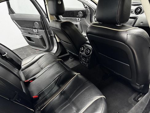 Used 2016 Jaguar XJ R-Sport image 50