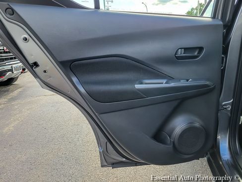 Used 2023 Nissan Kicks S FWD image 17