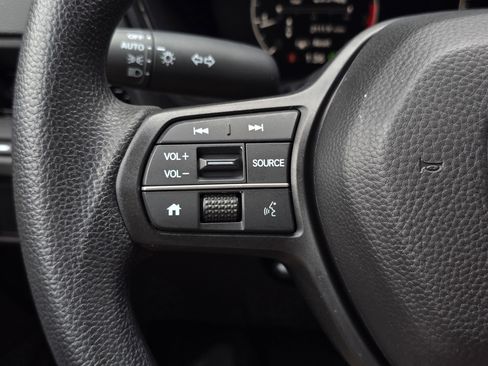 Certified 2025 Honda CR-V LX image 30