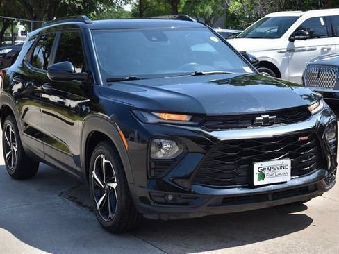 Used 2022 Chevrolet TrailBlazer RS FWD image 4