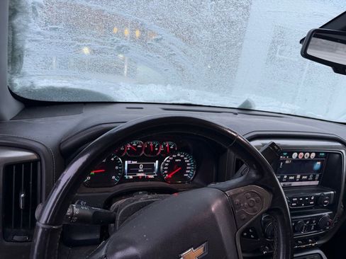 Used 2018 Chevrolet Silverado 1500 High Country image 11