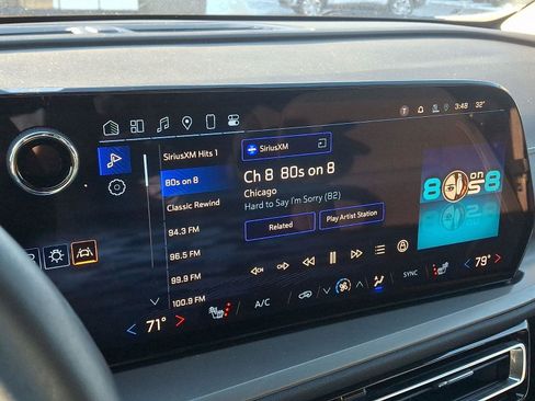 Used 2024 Chevrolet Traverse LT w/ LPO, Floor Liner Package image 19