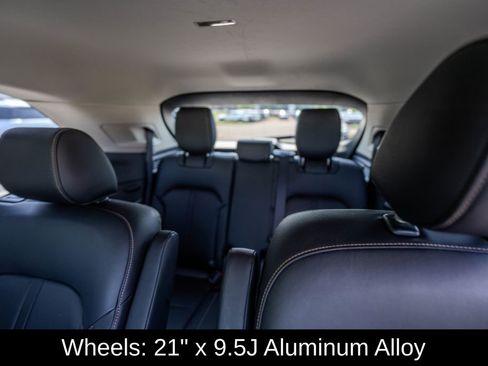 Used 2024 MAZDA CX-90 3.3 Turbo w/ Premium Package image 13