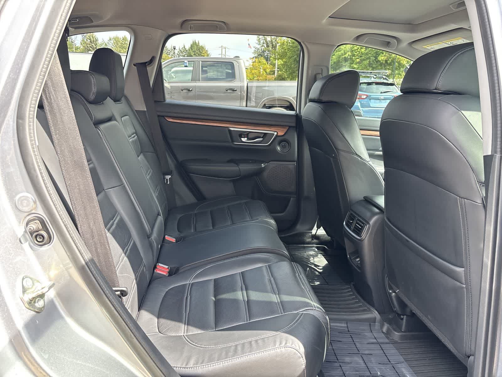 Used 2020 Honda CR-V Touring image 5