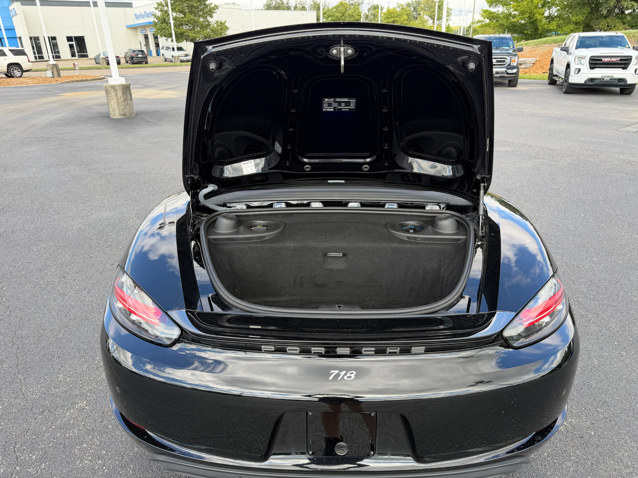 Used 2017 Porsche 718 Boxster RWD image 20