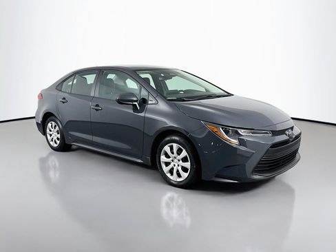 Certified 2024 Toyota Corolla LE FWD image 3