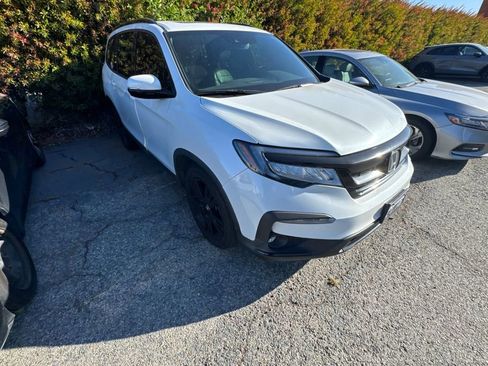 Used 2022 Honda Pilot Black Edition image 2