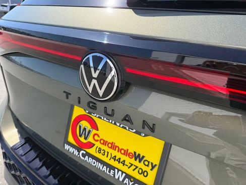 New 2026 Volkswagen Tiguan SE R-Line AWD/4WD image 13