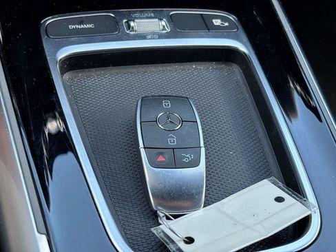 Used 2025 Mercedes-Benz GLA 250 4MATIC image 28