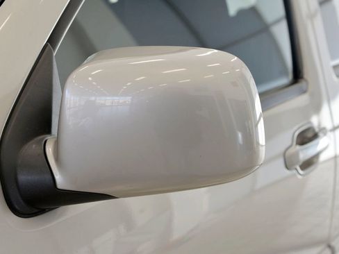 Used 2009 Chevrolet Colorado LT image 12