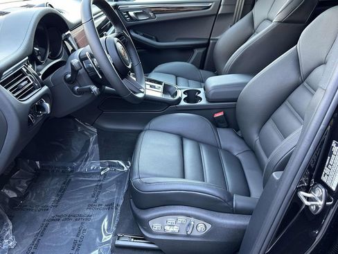 New 2026 Porsche Macan Turbo AWD/4WD image 20