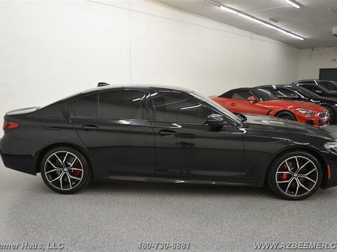 Used 2023 BMW 530i w/ M Sport Package RWD image 11