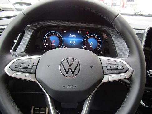 New 2026 Volkswagen Atlas Cross Sport SEL Premium R-Line AWD/4WD image 6