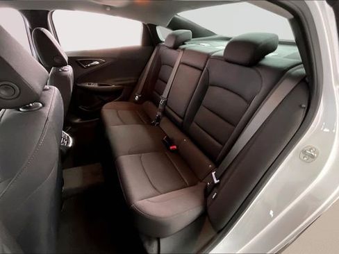 Used 2024 Chevrolet Malibu LT image 16