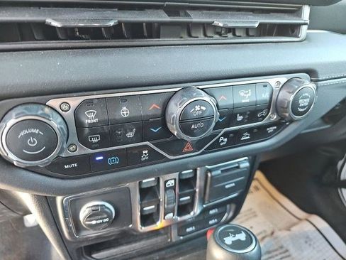 Used 2024 Jeep Wrangler High Altitude image 22