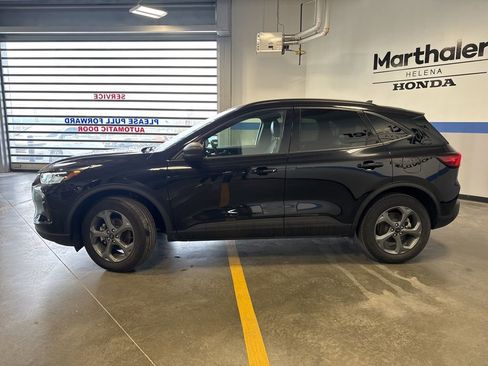 Used 2025 Ford Escape ST-Line AWD/4WD image 8