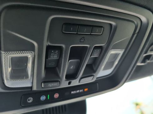 Used 2024 GMC Sierra 1500 AT4X w/ AT4X AEV Edition AWD/4WD image 20