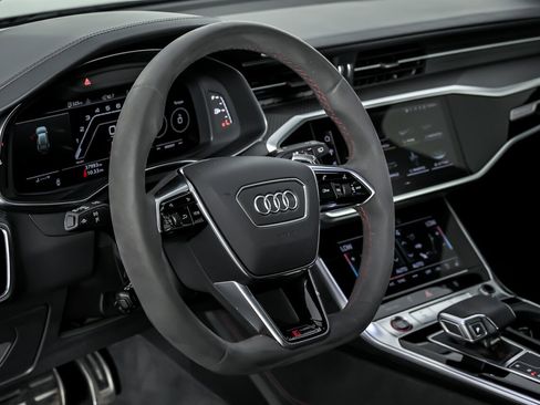 Used 2022 Audi RS 6 image 25