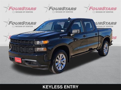 Used 2020 Chevrolet Silverado 1500 Custom w/ Custom Value Package image 9
