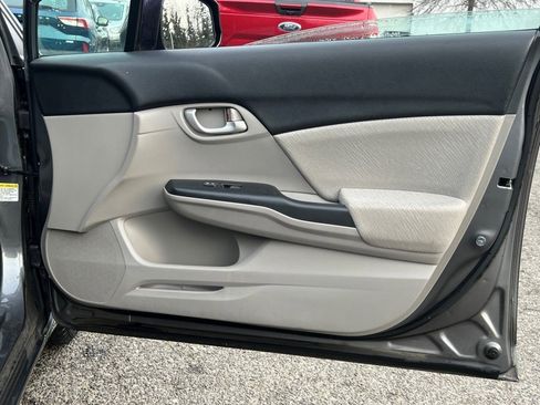 Used 2013 Honda Civic LX image 7