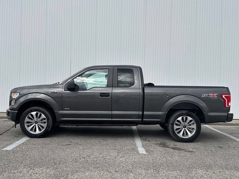 Used 2017 Ford F150 XL w/ Equipment Group 101A Mid AWD/4WD image 2