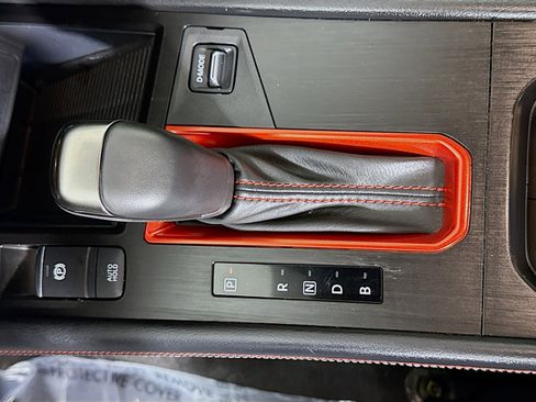 Used 2025 Nissan Kicks SR w/ Interior Electronics Package image 20