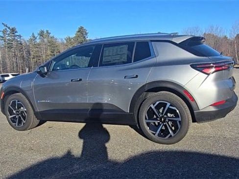 New 2026 Chevrolet Equinox EV LT w/ LPO, All-Weather Mat Package image 6