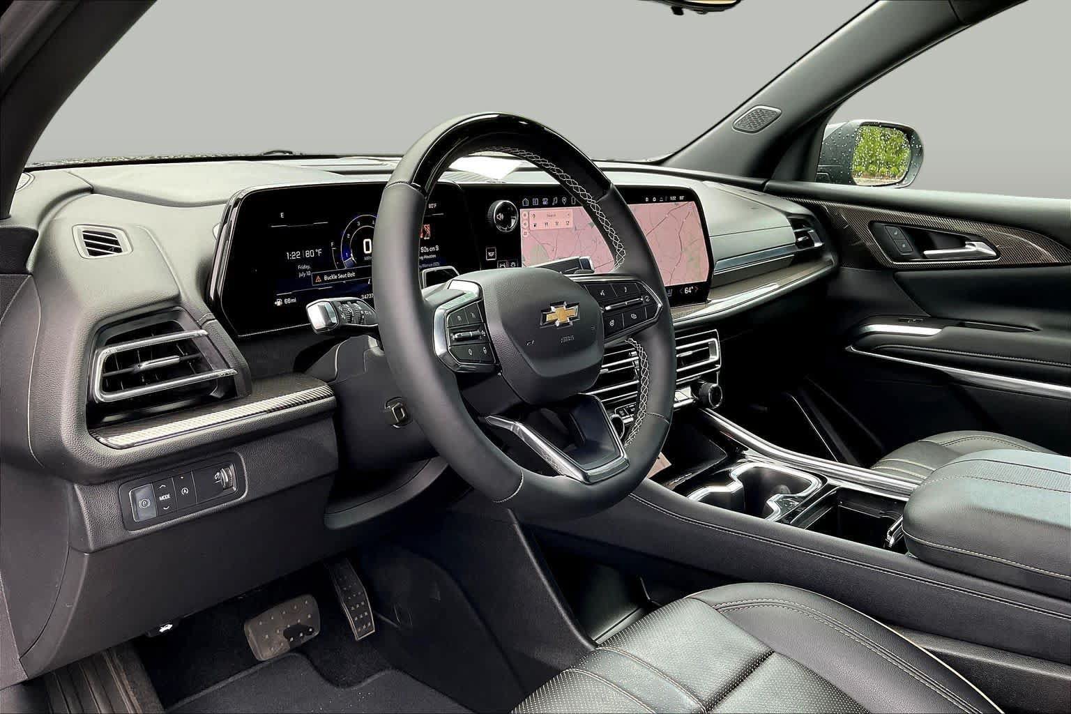 Used 2025 Chevrolet Traverse High Country w/ LPO, Floor Liner Package FWD image 50