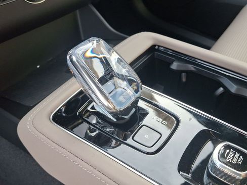 New 2026 Volvo XC90 B6 Ultra w/ Lounge Package image 15