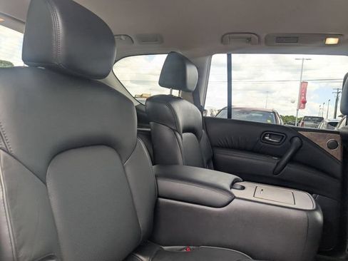 Used 2024 Nissan Armada SL w/ Captain's Chairs Package AWD/4WD image 34