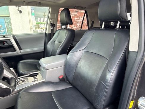 Used 2013 Toyota 4Runner SR5 w/ Premium Pkg image 12