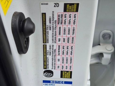 Used 2021 Toyota RAV4 XLE AWD/4WD image 14