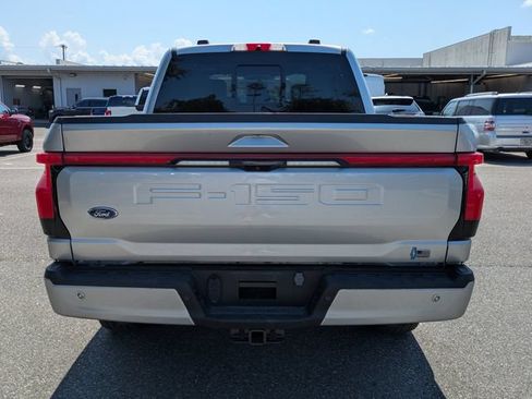 Used 2023 Ford F150 Lightning Platinum AWD/4WD image 4