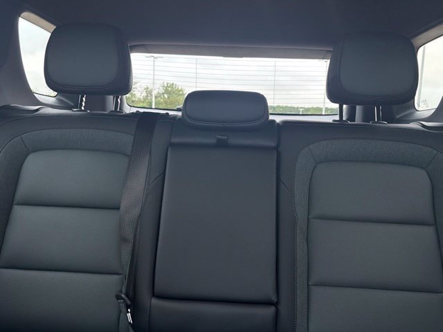New 2027 GMC Terrain AT4 w/ Convenience Package III AWD/4WD image 28