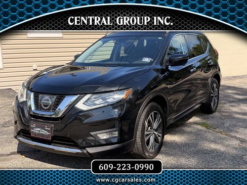 Used 2017 Nissan Rogue SL w/ SL Premium Package AWD/4WD image 1