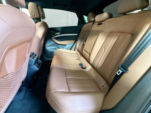 Used 2022 Audi e-tron Premium image 22